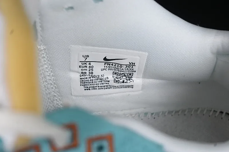 All categories Nk SB Dunk series Nk SB Dunk Low low-top sneakers Nk SB Day One Nike low-top casual sneakers FN4210-301